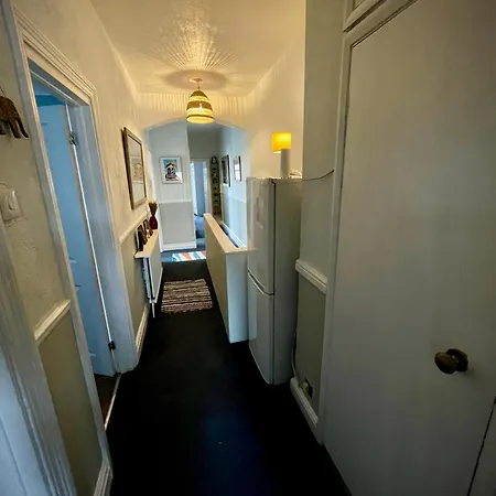 Stylish And Artistic Flat In Southend On Sea Apartment Exterior photo