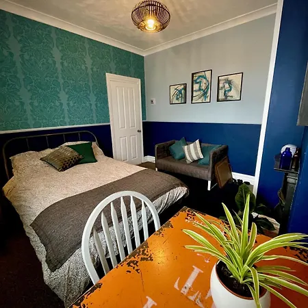 Stylish And Artistic Flat In Southend On Sea Apartment Exterior photo
