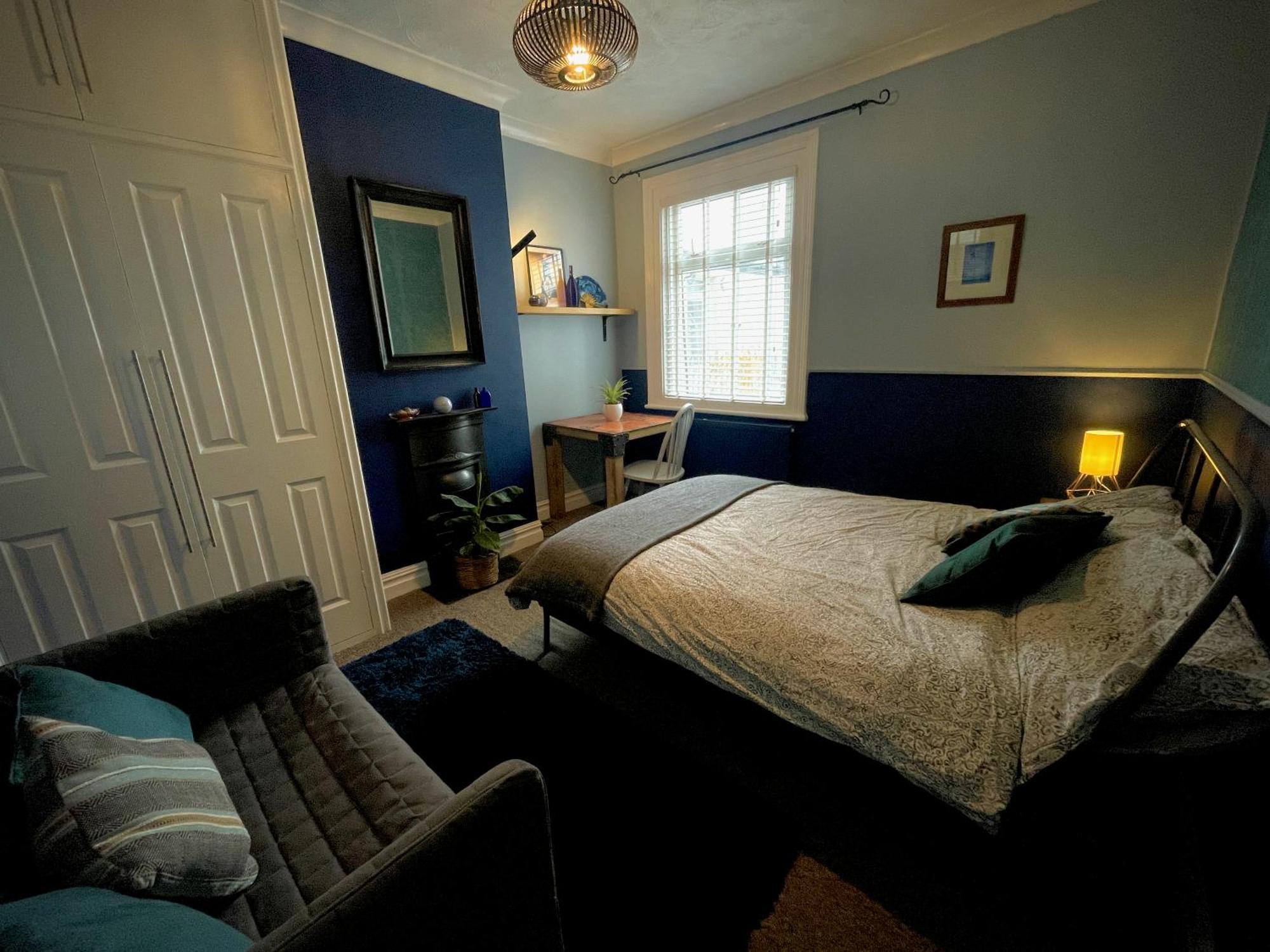 Stylish And Artistic Flat In On Sea * Southend-on-Sea